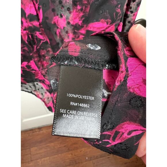Torrid Womens Sheer Swiss Velvet Dot Floral Top Size 2X Black Pink Fairy Grunge - Picture 7 of 10